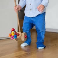 Pipi-Unfall? Was wir jetzt (nicht) zu unserem Kind sagen sollten Pipi-Unfall