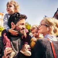 Das Glück der dänischen Familien Eine fröhliche Familie