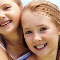 Eine gute Beziehung zwischen Geschwistern kann das ganze Leben bereichern.