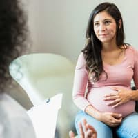 Auf Schwangere kommen viele frauenärztliche Untersuchungen zu. Einige Behandlungen und Check-ups sind aber auch IGeL-Leistungen,