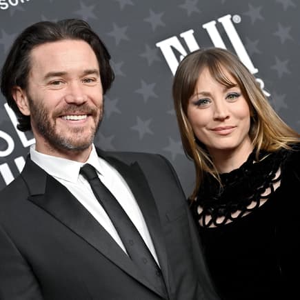 Tom Pelphrey und Kaley Cuoco. Tom Pelphrey und Kaley Cuoco.