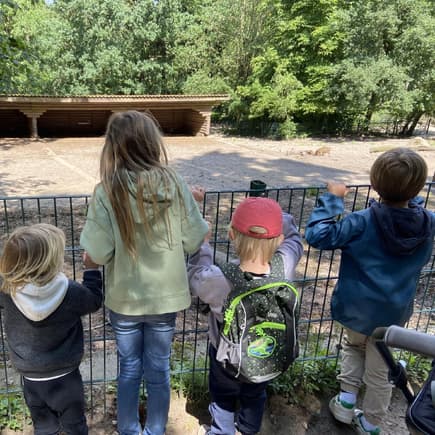 Die Kids unserer Testerinnen haben den KIGA MAXI von Step by Step mit großer Freude getestet. Die Kids unserer Testerinnen haben den KIGA MAXI von Step by Step mit großer Freude getestet.