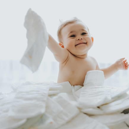 Kleines Kind im Windelberg Kleines Kind im Windelberg