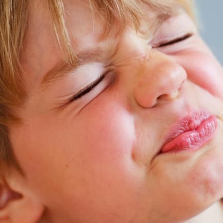 Bäh! Viele Kinder haben schlichtweg keinen Bock auf Medikamente!