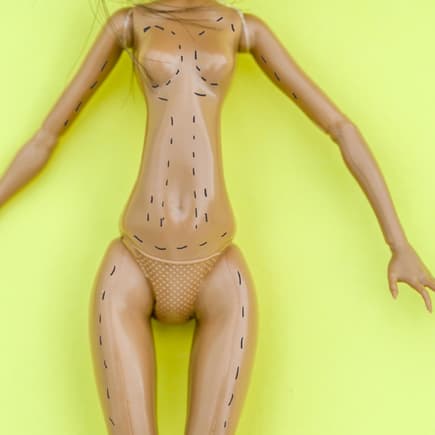 Immer mehr Frauen entscheiden sich nach der Geburt zu einem "Mommy Makeover". Immer mehr Frauen entscheiden sich nach der Geburt zu einem "Mommy Makeover".