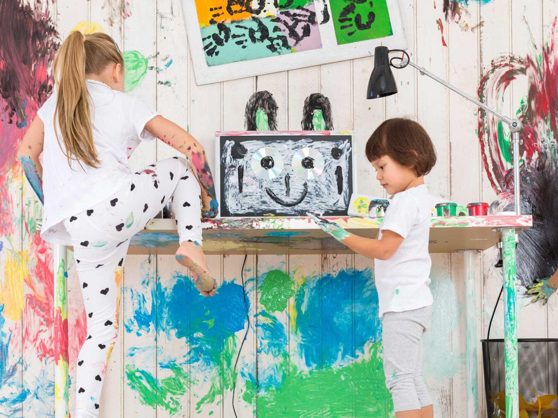 Ablenkungsmanöver: Wenn das Homeoffice im Kinderchaos ertrinkt, müssen ganz schnell ein paar kreative Spiel-Ideen her ...